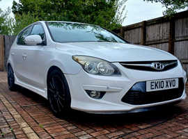 Hyundai i30, 2010 (10) White Hatchback, Manual Diesel, 120,342 miles