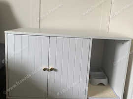 Cat Litter Box Enclosure