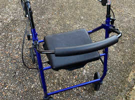 Drive 4 wheel Walker Rollator with brakes seat and storage bag