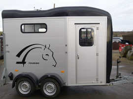 Cheval Liberte Horse Trailer Touring ONE in black