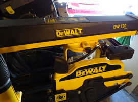 DeWalt DW720 radial arm saw 110V and trenching head. Its not had much use.