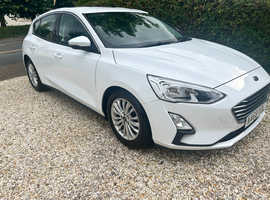 SUPERB Ford Focus 1.5 Eco-Blue TITANIUM 2019 (68)