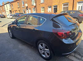 Vauxhall Astra, 2014 (64) Black Hatchback, Manual Diesel, 69,000 miles