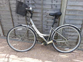 Second hand ladies discount bicycles for sale