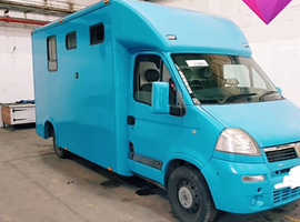 Horse transport