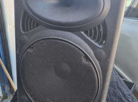 12 inch speaker Box Faulty with Parts missing - Speaker is still good Spares and repairs [ 12inSpkr-CA1 ]