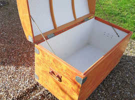 large storage or toy box with carrying handles