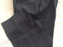 New men's grey flat front trousers.  Size 36
