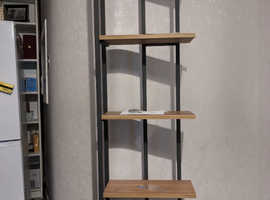 Freestanding shelves 5 tiers