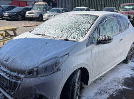 Peugeot 208 BLACK EDITION