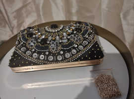 Beaded and diamant clutch bag