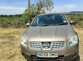 Nissan Qashqai, 2008 (58) Beige Hatchback, Manual Diesel, 212,187 miles