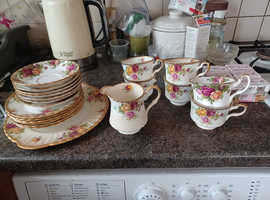 Country Roses Royal Albert tea set