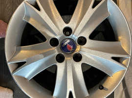 Saab turbo 95 alloys wheels 17 ins