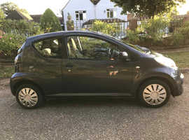 CITROEN C1 1.0 ONLY £20 A YEAR ROAD TAX IDEAL STARTER CAR FOR YOUNG DRIVER CHEAP TO INSURE