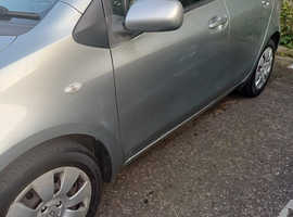 Toyota Yaris, 2006 (06) Silver Hatchback, Manual Petrol, 117,210 miles