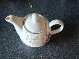 Tea pots