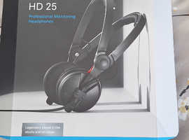 Sennheiser HD25