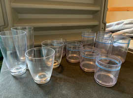 Stackable drinking glasses in clear plastic