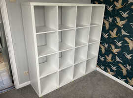 Cube storage unit