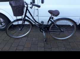 Second hand ladies bicycles best sale for sale