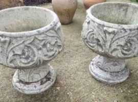 Cast concrete garden pot x1  (one sold)