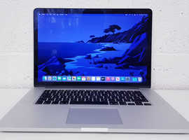 15'' Apple MacBook Pro, Intel core i7, 16GB RAM & 256GB SSD, MacOS Moneterey Installed