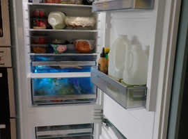 INTEGRATED FRIDGE FREEZER 70/30 NO-FROST FULL WORKING ORDER A++