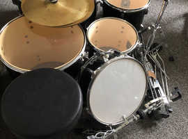 Acoustic Drum Kit for sale. make:- Dragon