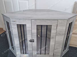 Wooden Marble effect corner dog crate