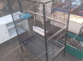 Large parrot cage & toys
