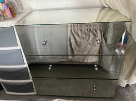 Mirror draws from next does have some damage