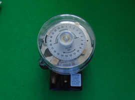 Round pattern time switch s254 2 171 range complete with instruction sheet