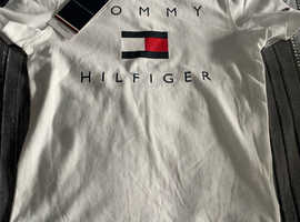 Tommy Hillfiger boys t shirt never worn