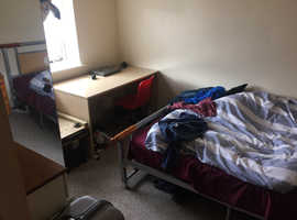 se166qe small single room 2m by 3m furnished bill include free bike garden   An exceptional opportunity to occupy an elegantly appointed, well-proport