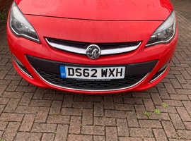 Vauxhall Astra, 2013 (62) Red Hatchback, Manual Diesel, 77,826 miles
