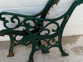 2 X HEAVY CAST IRON BENCH END'S