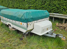 Folding camper
