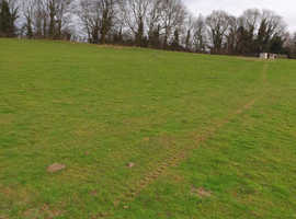 To Let nearly 10 acres of land