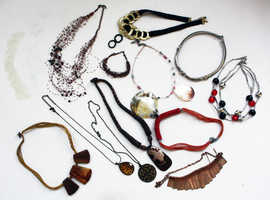 12 Women's 60s? Necklaces. Sea shells,plastic,metal and more.