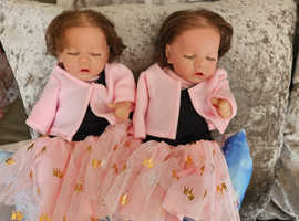 2 reborn dolls