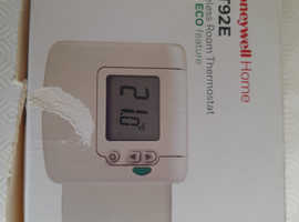 Thermostat Honeywell Wireless for Central Heating with ECO feature
