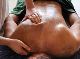 Masseur in East London