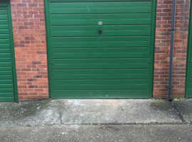 Dry large garage for rent Hanger Lane Ealing