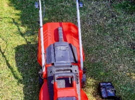 Einhell 30cm Cordless Rotary Lawnmower - 18V