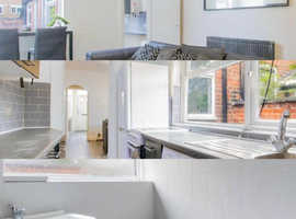 Coventry CV1 3EW - 4 Double Double Bed Furnish house for Rent.
