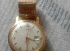 2 vintage watches