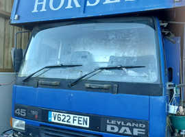 Horsebox 7.5t converted with mot