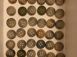 50 new mixed colour 15 mm round buttons