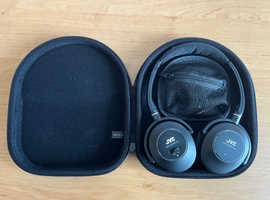JVC HA-NC250 wired noise cancelling headphones